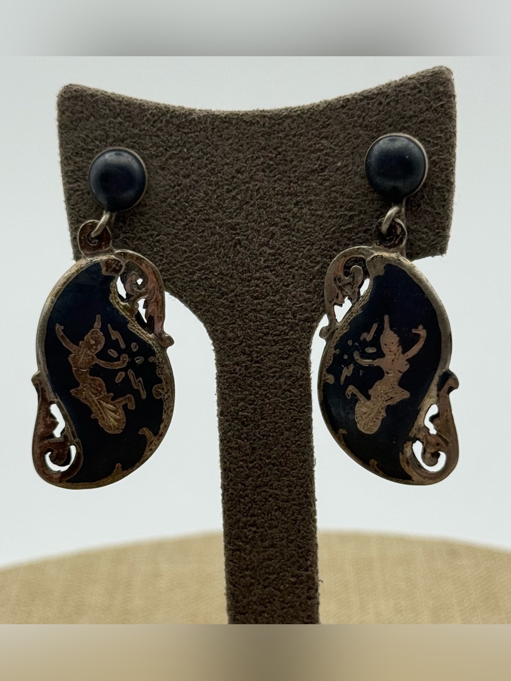 Siam sterling silver puff Vintage screw back Drop Earrings